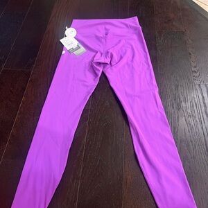 Vuori Women's Bright Purple Leggings